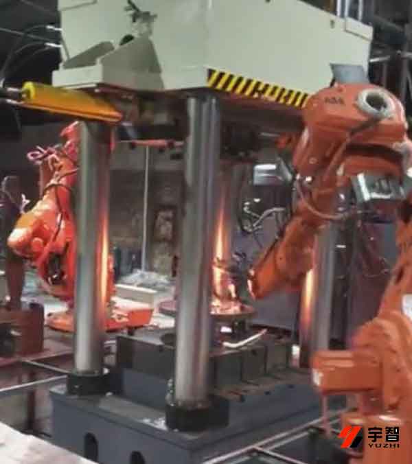 1000噸熱鍛機(jī)機(jī)器人上件