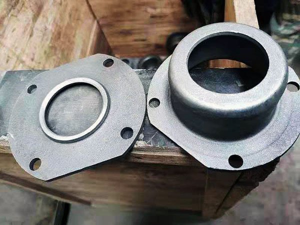 沖壓成型得汽車(chē)零部件
